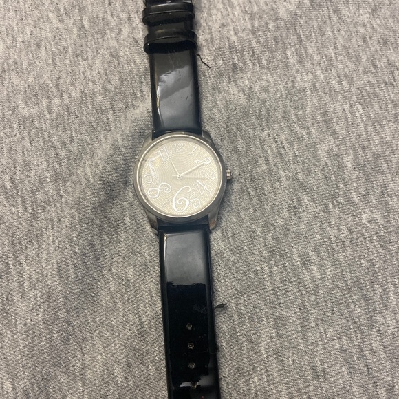 Watch - Picture 1 of 1